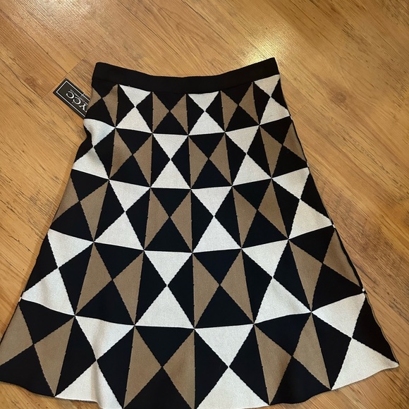 NYCC Skirt Design Stretch Women’s Sz S - Picture 2 of 5